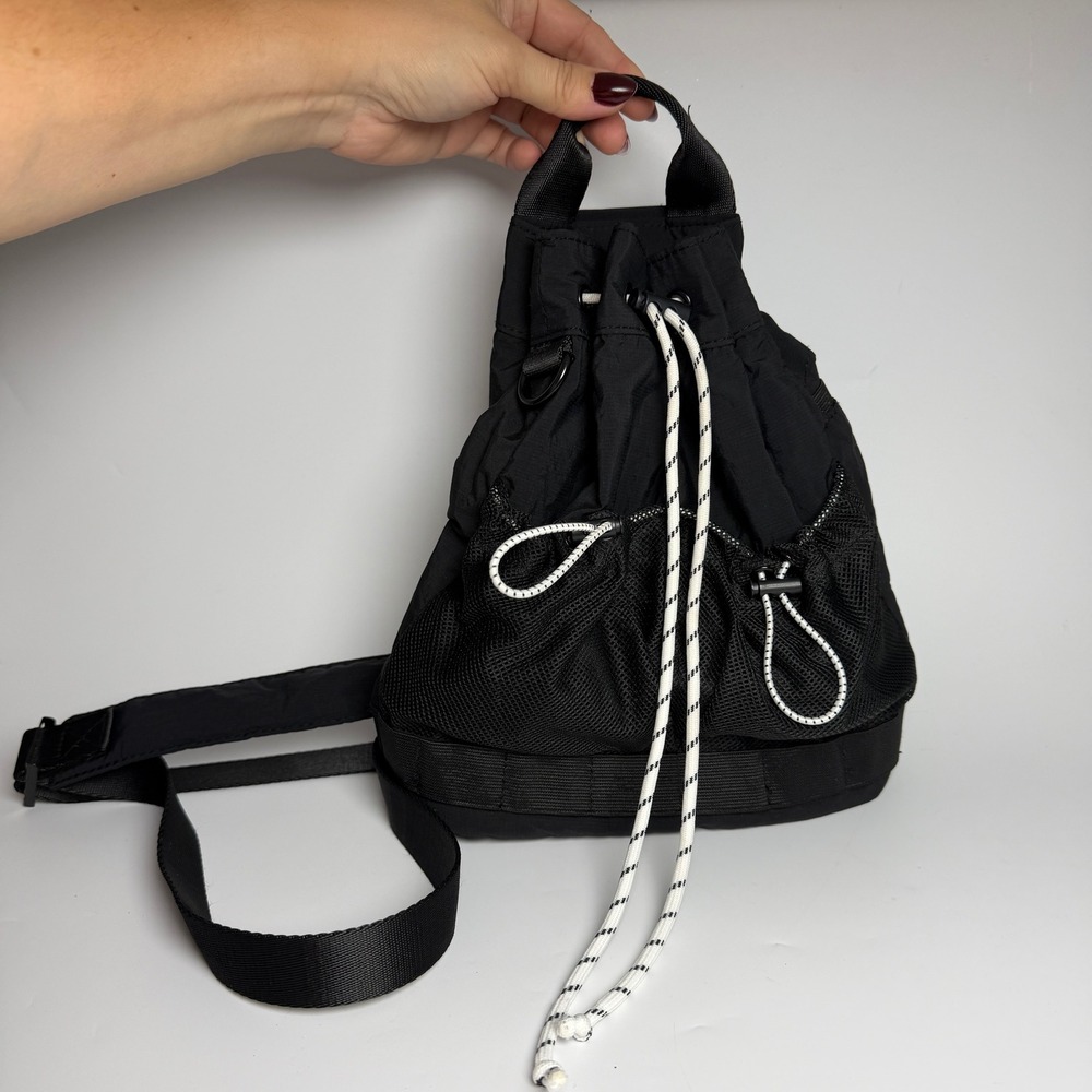 Athletic Works Women Sling Backpack Small Black Mesh Pockets Gym Outdoors Hiking